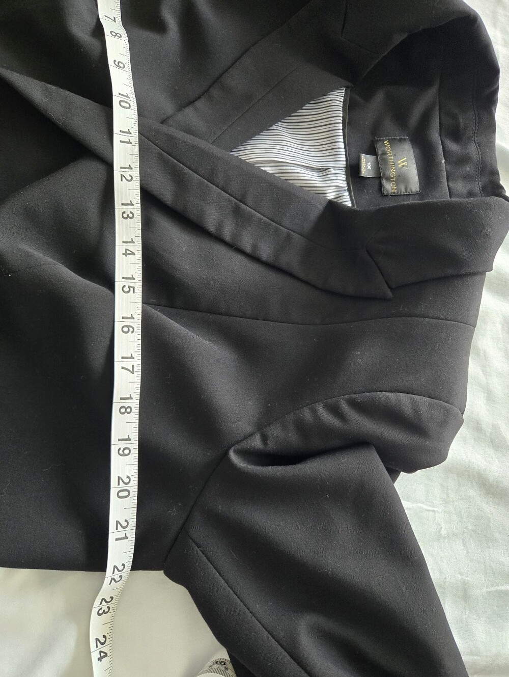 Worthington Black Women's Blazer. Pre Owned, Great Quality Blazer. 15B0418 - Picture 8 of 9